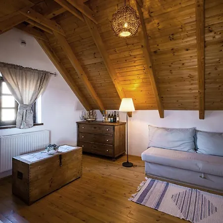 Birtok Royal Apartmanhaz Bed & Breakfast