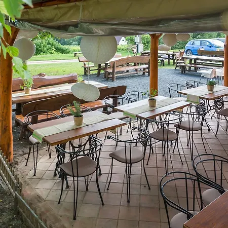 Bed & Breakfast Birtok Royal Apartmanhaz